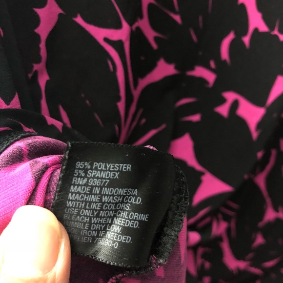 Worthington black and pink split neck top - Picture 5 of 5